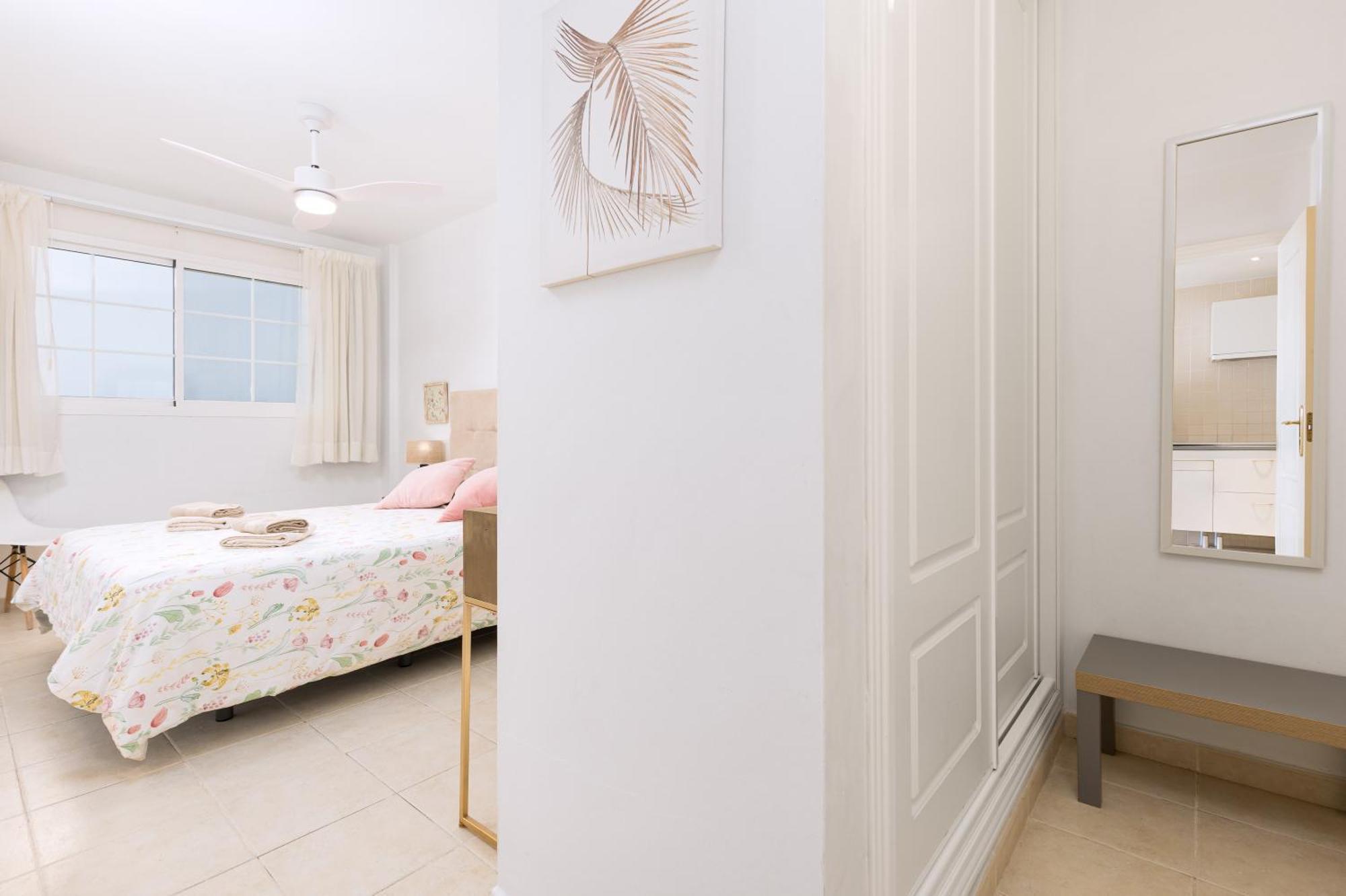 Home2Book Sea View & Terrace Escape, Playa Paraiso コスタ・カルマ エクステリア 写真